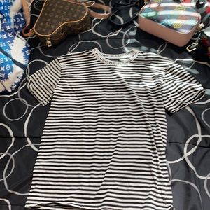 Black and white illusions t shirt